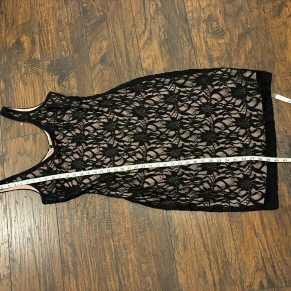 Lauren Ralph Lauren Dress Size 12 Lace Overlay Black Bodycon Cocktail Dress - Picture 7 of 8